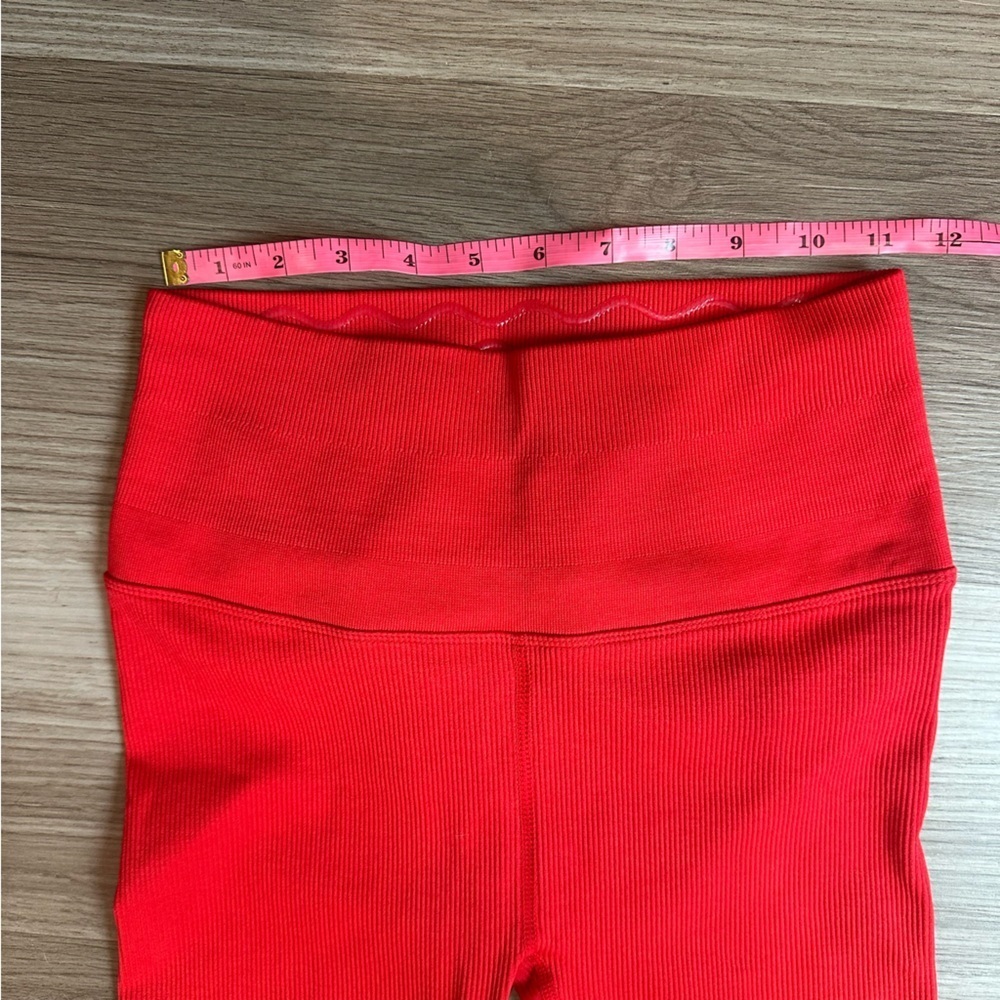 Spiritual Gangster women’s red legging size XS / S sculpt 7/8 length workout - Picture 3 of 6
